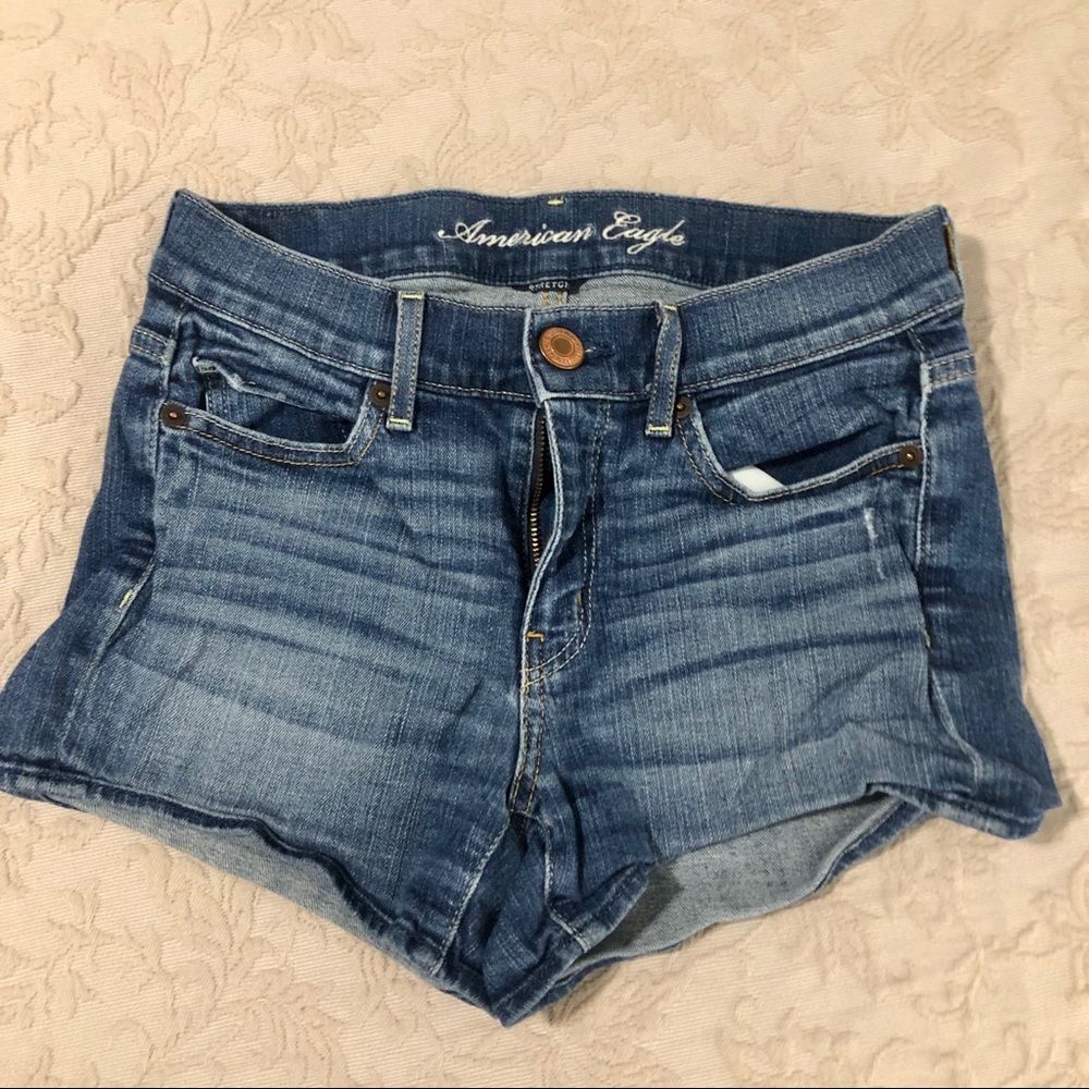 High-waisted Denim Shorts